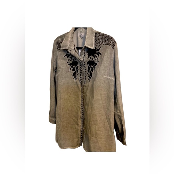 Chic connection women button blouse, size large nwt - Picture 10 of 10